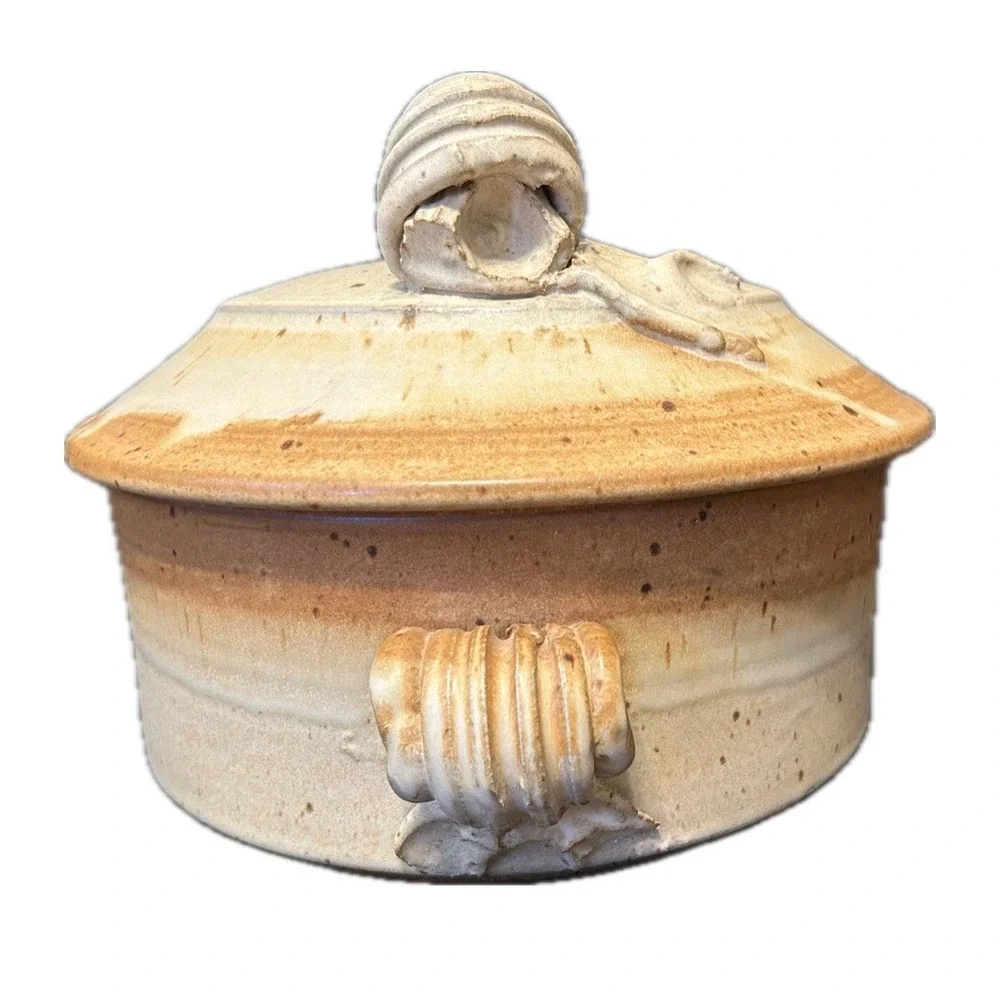 VTG. Handmade Earthenware Lidded/Handle Dish. Glazed, Cream/Brown.